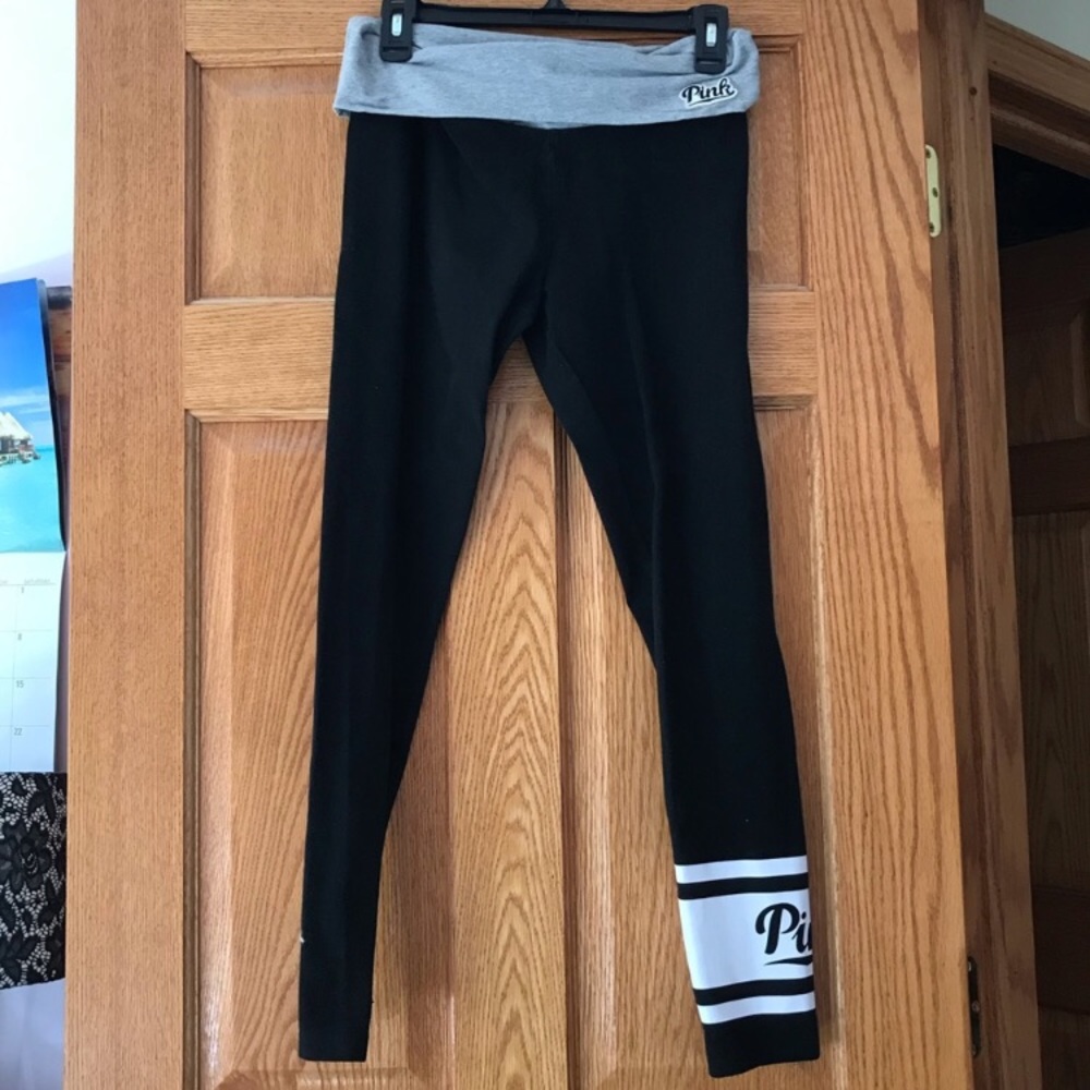 Victoria’s Secret PINK leggings
